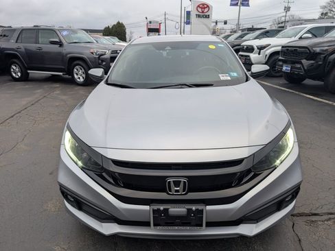 Used 2019 Honda Civic Sport image 11