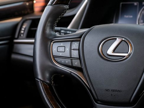 Used 2019 Lexus ES 350 image 19