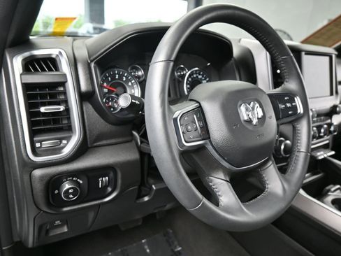 Used 2024 RAM 1500 Big Horn image 16