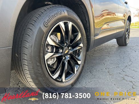 Used 2023 Chevrolet TrailBlazer LT image 11