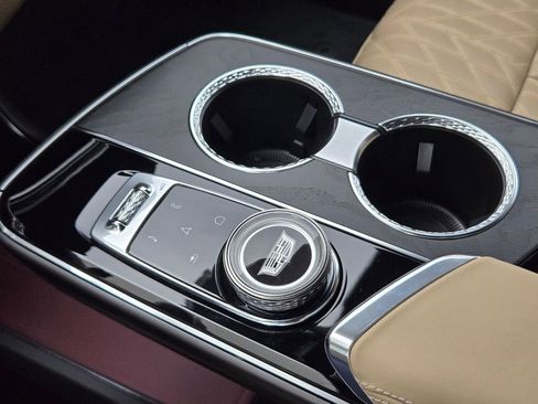 Certified 2024 Cadillac Lyriq Luxury w/ Nappa Leather Package image 22