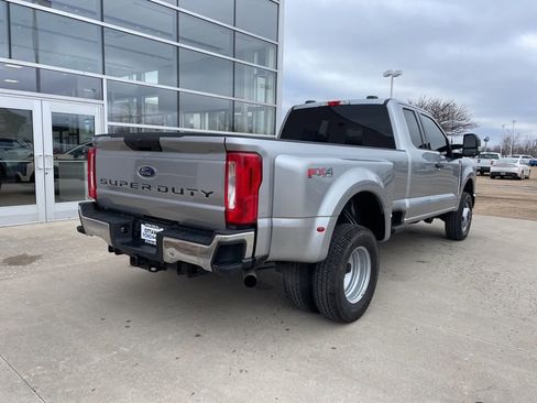 Used 2024 Ford F350 XLT w/ FX4 Off-Road Package image 5