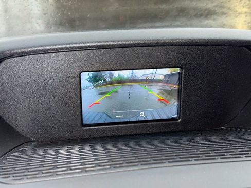 Used 2018 Ford Transit 350 XLT image 19