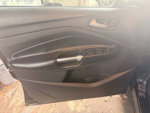 Used 2013 Ford Escape SEL image 13