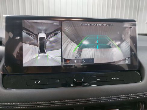 New 2026 Nissan Rogue Platinum w/ Platinum Premium Package image 24