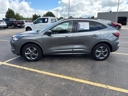 Used 2024 Ford Escape ST-Line w/ Tech Pack #1 AWD/4WD image 10