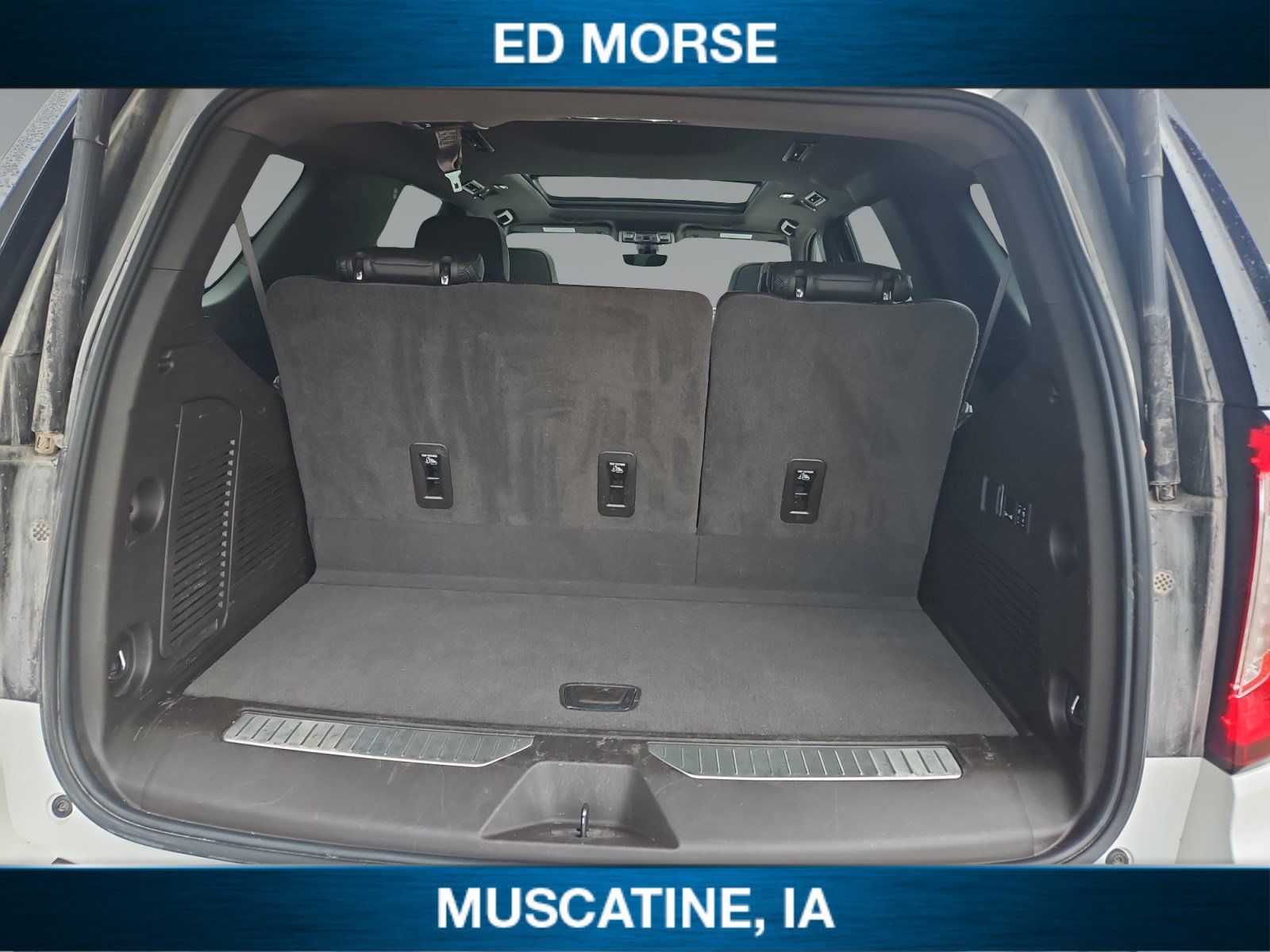Used 2021 GMC Yukon Denali w/ Denali Premium Package AWD/4WD image 18
