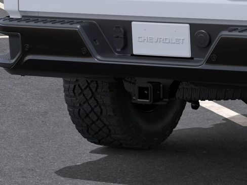 New 2026 Chevrolet Silverado 2500 ZR2 AWD/4WD image 14