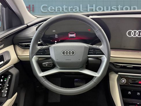 New 2025 Audi Q5 Premium Plus image 18