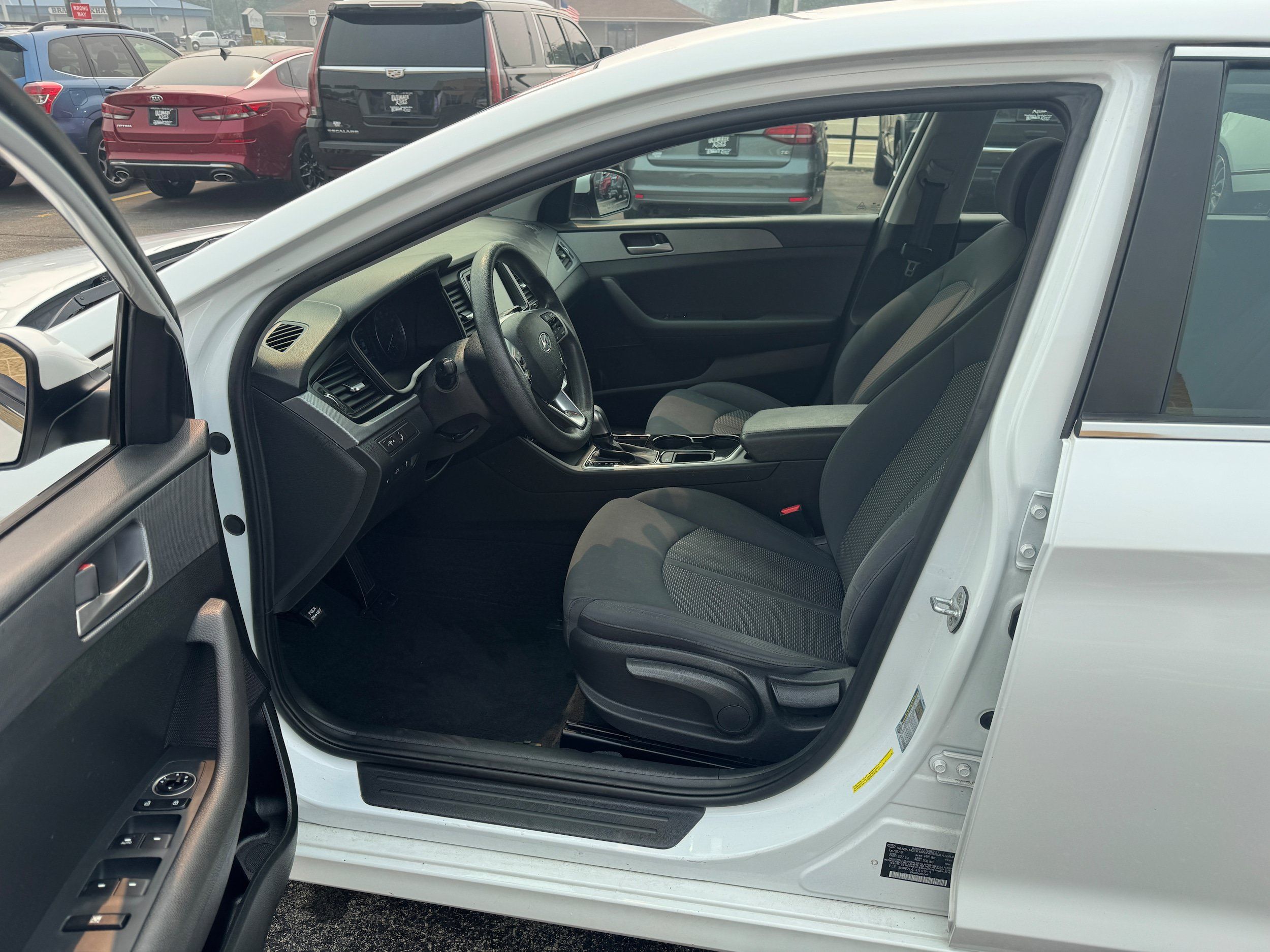 Used 2018 Hyundai Sonata SE FWD image 6