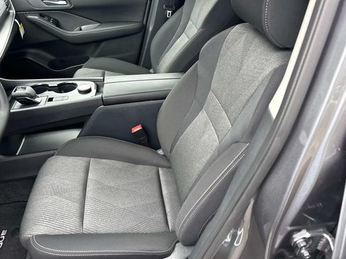 New 2026 Nissan Rogue SV AWD/4WD image 15