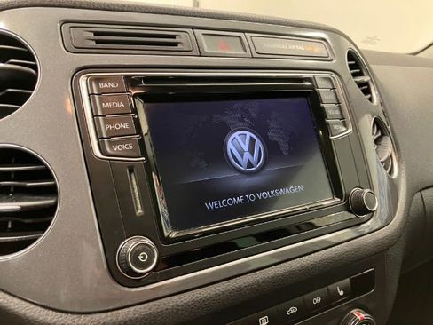 Used 2017 Volkswagen Tiguan Wolfsburg Edition image 27