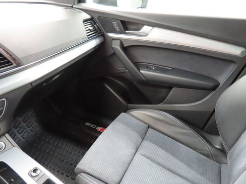Used 2021 Audi SQ5 Premium w/ Convenience Package AWD/4WD image 24