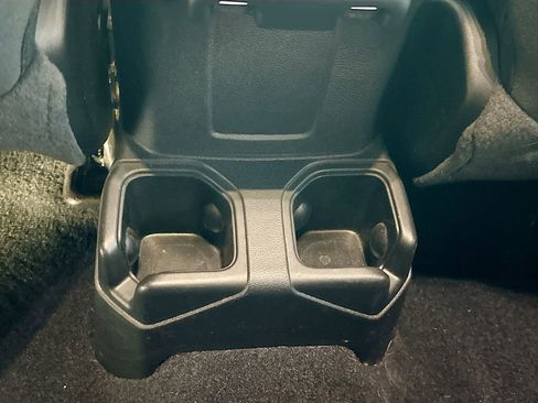 Used 2022 Jeep Wrangler Unlimited Sport AWD/4WD image 29