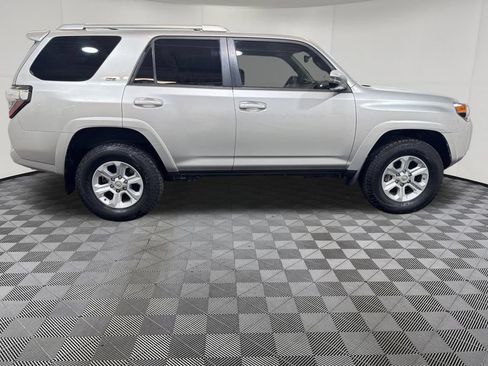 Used 2018 Toyota 4Runner SR5 Premium AWD/4WD image 8