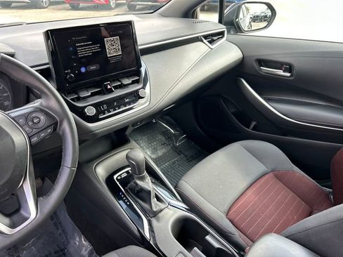 Used 2024 Toyota Corolla SE image 11