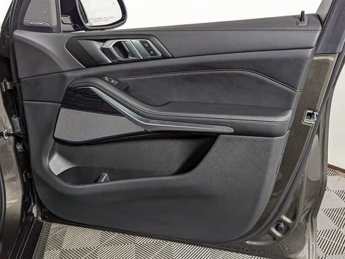 Certified 2024 BMW X5 xDrive40i w/ M Sport Package image 32