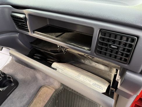 Used 1997 Dodge Ram 1500 Truck 2WD Club Cab image 97