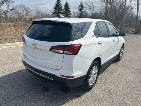 Used 2024 Chevrolet Equinox LT w/ LPO, Floor Liner Package image 3