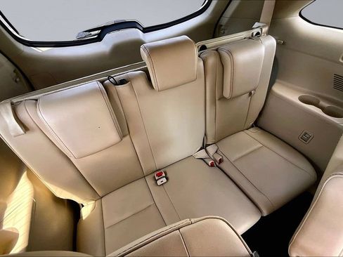 Used 2018 Toyota Highlander XLE AWD/4WD image 28