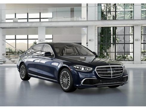 New 2026 Mercedes-Benz S 580e 4MATIC Sedan image 10
