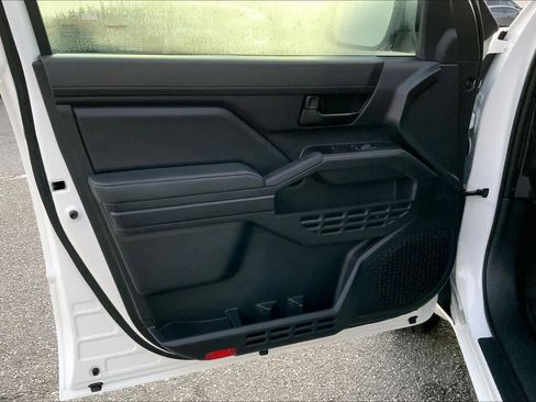 Used 2025 Toyota Tacoma SR w/ Towing Package image 19