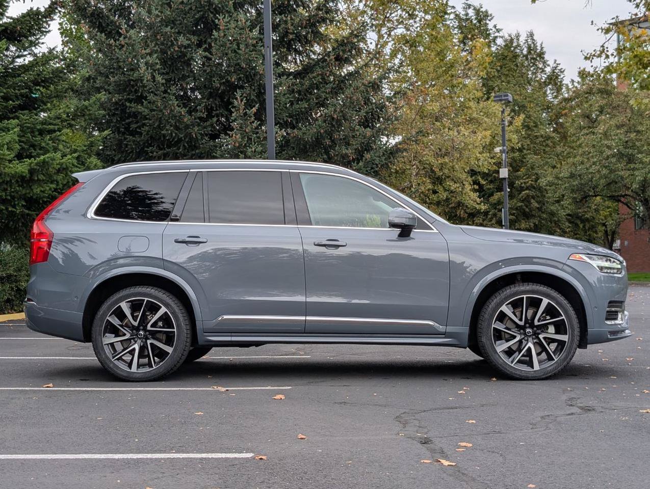 Used 2023 Volvo XC90 B6 Plus w/ Protection Package Premier AWD/4WD image 8