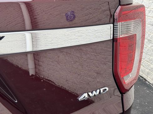 Certified 2018 Ford Explorer Limited w/ Equipment Group 301A image 12