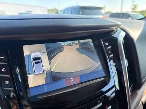 Used 2020 Cadillac Escalade Premium Luxury AWD/4WD image 19