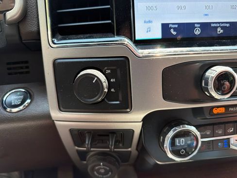 Used 2022 Ford F450 King Ranch w/ King Ranch Ultimate Package AWD/4WD image 18