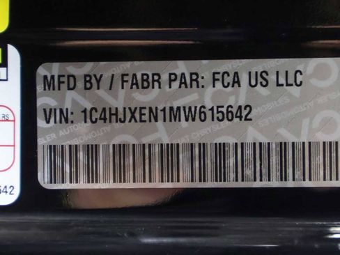 Used 2021 Jeep Wrangler Unlimited Sahara image 34