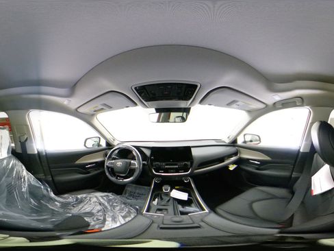 New 2026 Toyota Grand Highlander Limited image 33