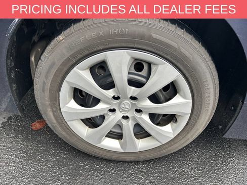 Used 2024 Toyota Corolla LE FWD image 10