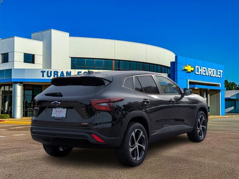 New 2026 Chevrolet Trax RS w/ Sunroof Package FWD image 7