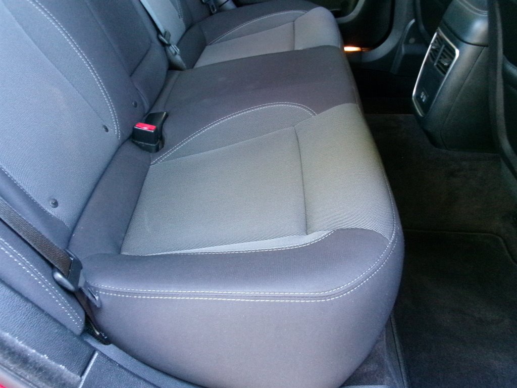 Used 2016 Dodge Charger SE RWD image 29