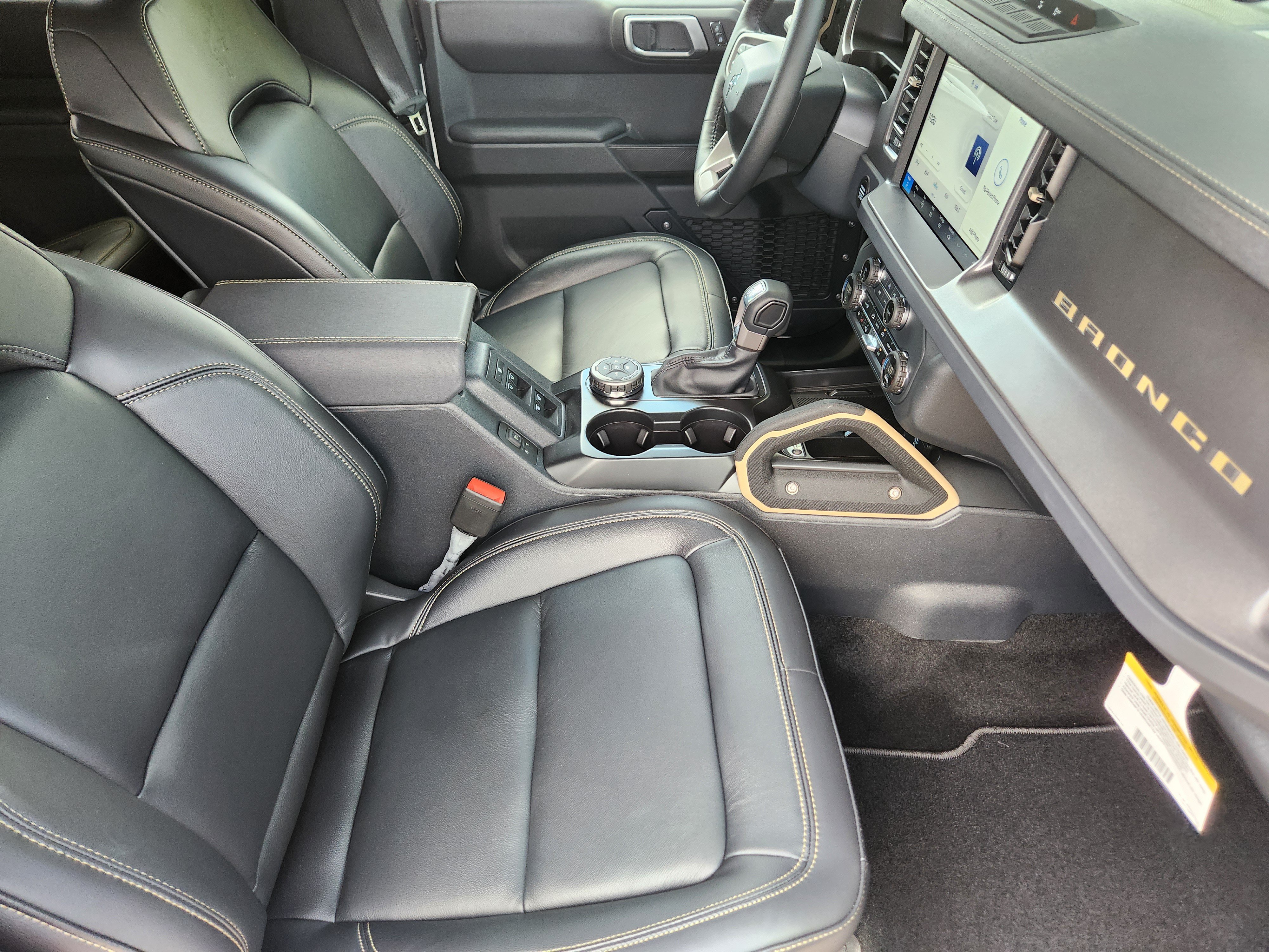 Used 2025 Ford Bronco Badlands AWD/4WD image 10