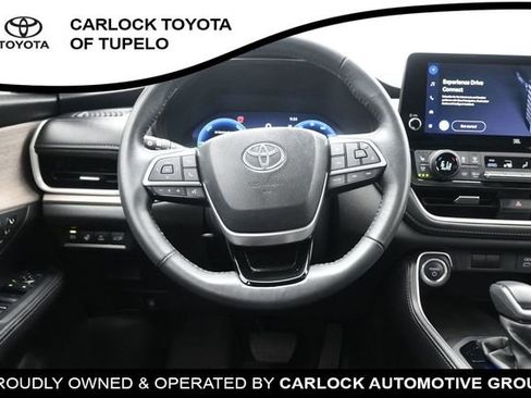 Used 2024 Toyota Grand Highlander AWD Hybrid image 37