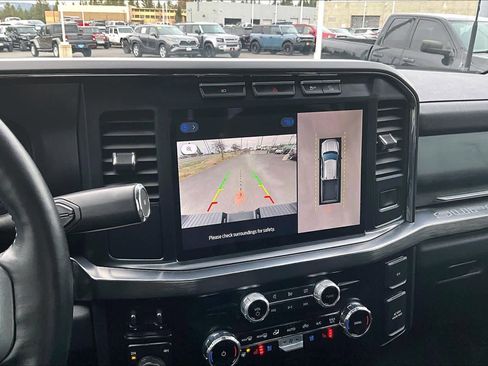 Used 2024 Ford F250 Lariat w/ Tremor Off-Road Package image 27