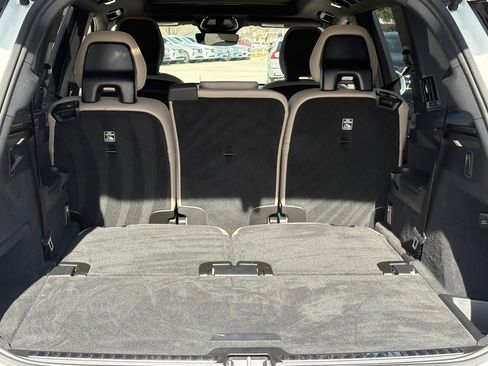 New 2026 Volvo XC90 B6 Ultra w/ Protection Package image 38