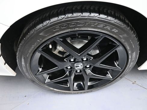 Certified 2023 Honda Civic Sport image 12