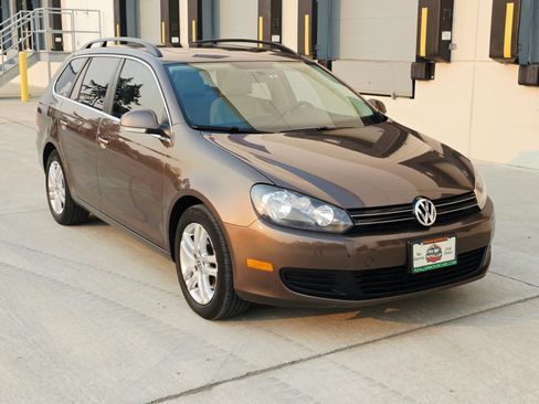 Used 2011 Volkswagen Jetta TDI FWD image 7