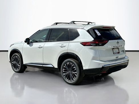 New 2026 Nissan Rogue Platinum image 6