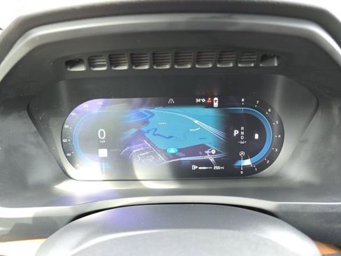 Certified 2024 Volvo XC90 B6 Plus w/ Protection Package Premier image 34