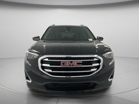 Used 2020 GMC Terrain SLT w/ Preferred Package FWD image 3