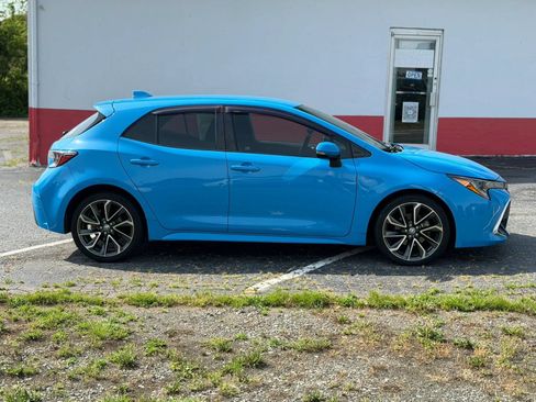 Used 2019 Toyota Corolla XSE FWD image 4