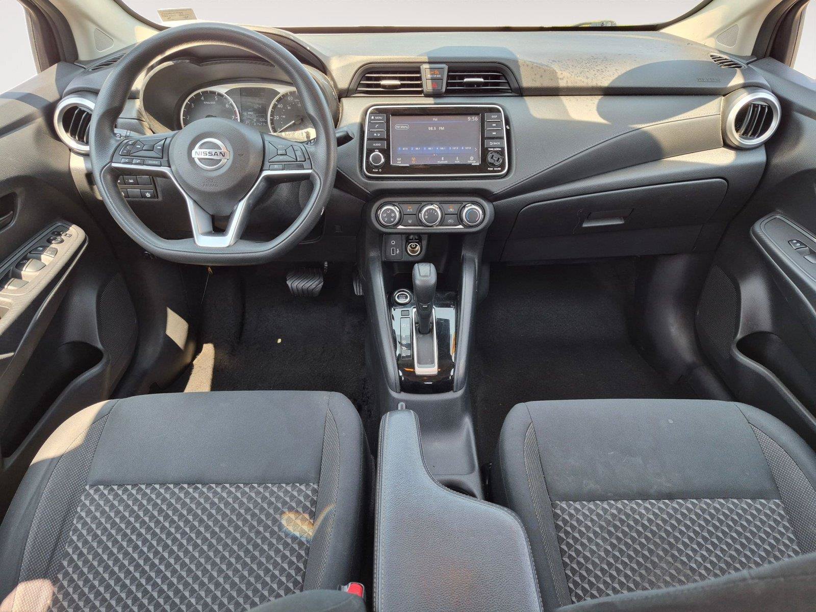 Used 2020 Nissan Versa S FWD image 17