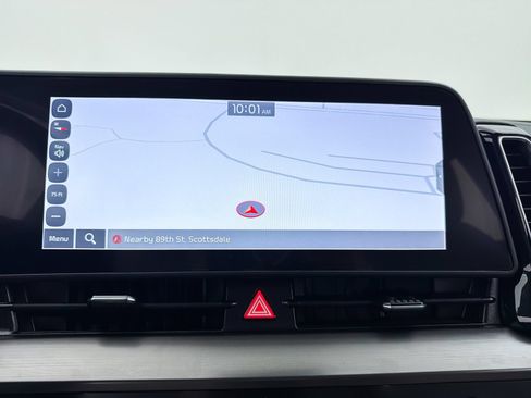 Certified 2025 Kia Sportage EX FWD image 6