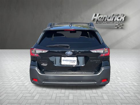 Used 2024 Subaru Outback Onyx Edition XT image 8