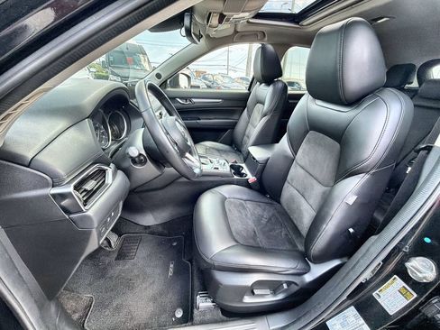 Used 2018 MAZDA CX-5 Touring w/ Preferred Equipment Package AWD/4WD image 19
