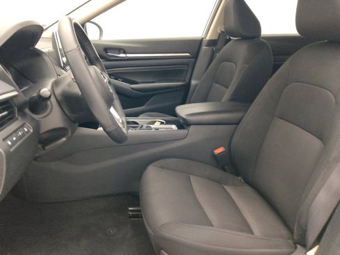 Used 2022 Nissan Altima 2.5 SV w/ SV Premium Package FWD image 17